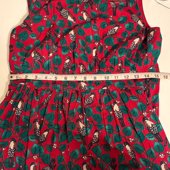 Emily and Fin Red Bird Print Dress with Green Leaves
Size M UK 12 Fully Lined - Picture 12 of 13
